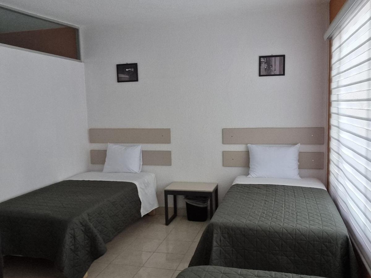 Residencia Ximatario Hotel Queretaro Bagian luar foto